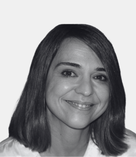 Prof.ª Dr.ª Cláudia Martins